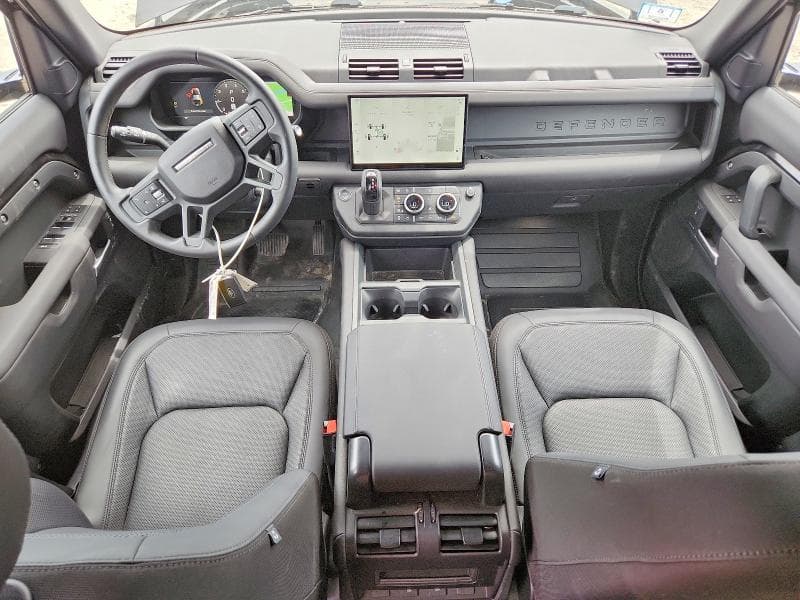 2025 LAND ROVER DEFENDER 110 S 8