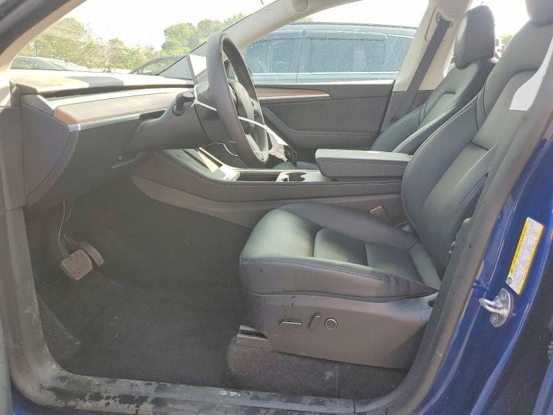 2025 TESLA MODEL Y 7