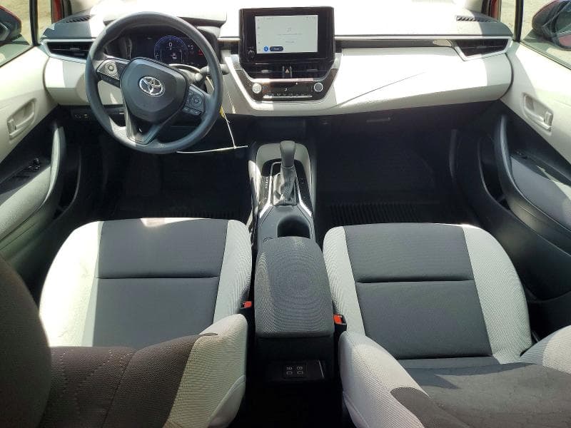 2026 TOYOTA COROLLA LE 8