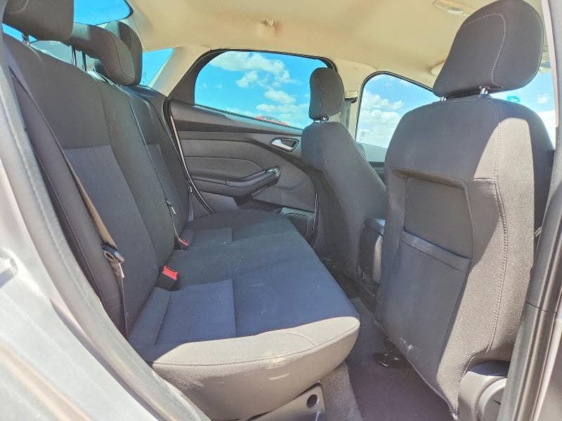 2018 FORD FOCUS SE SE 10