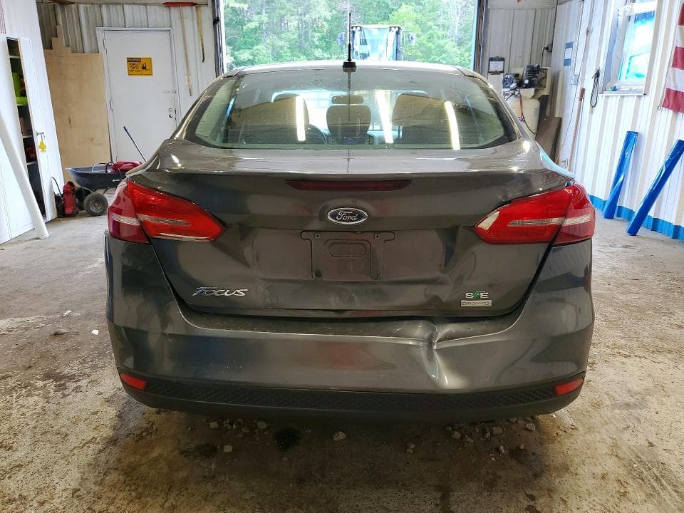 2016 FORD FOCUS SE 6