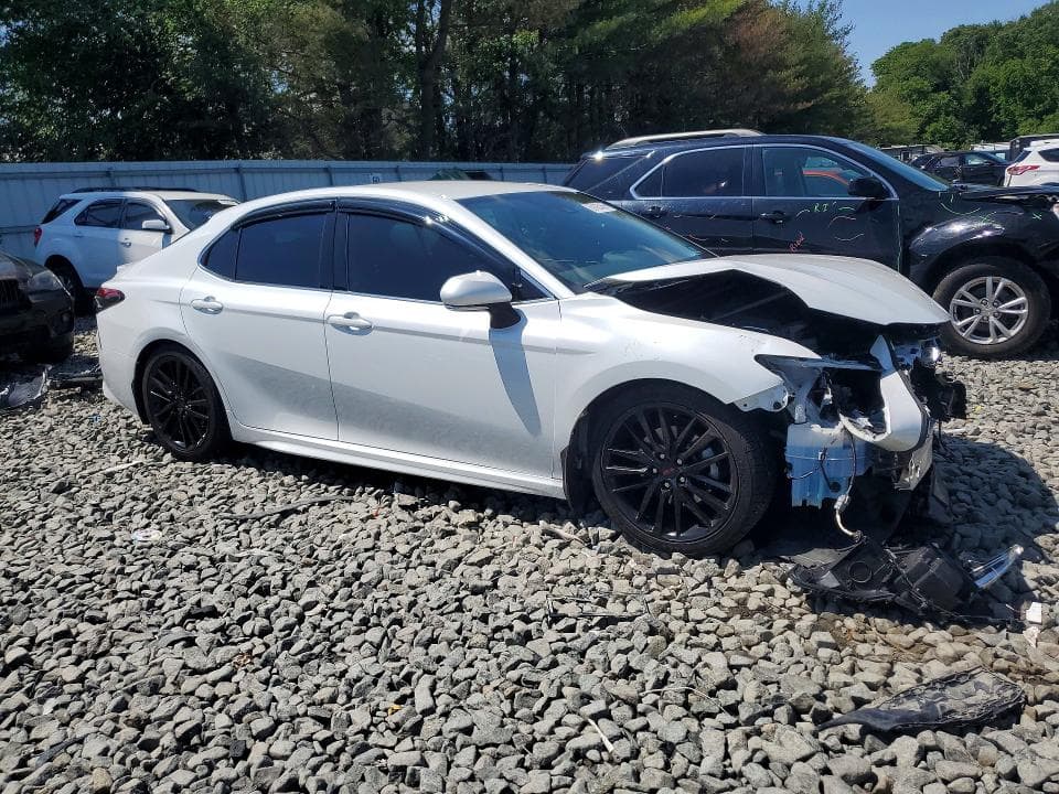 2020 TOYOTA CAMRY XSE XSE 4