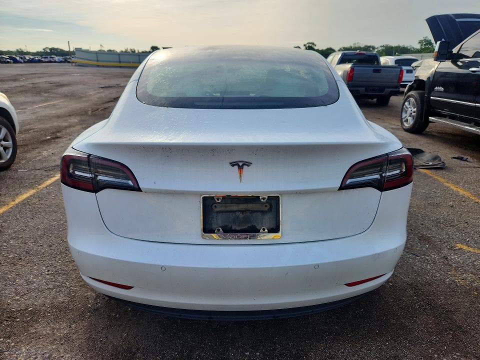 2021 TESLA MODEL 3 6