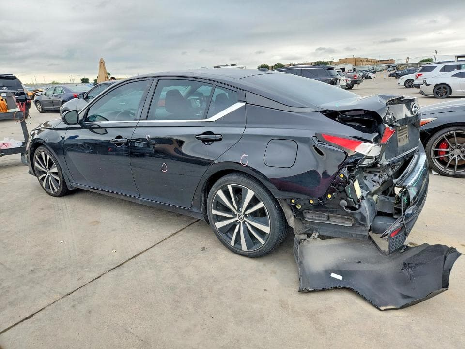 2022 NISSAN ALTIMA SR 2