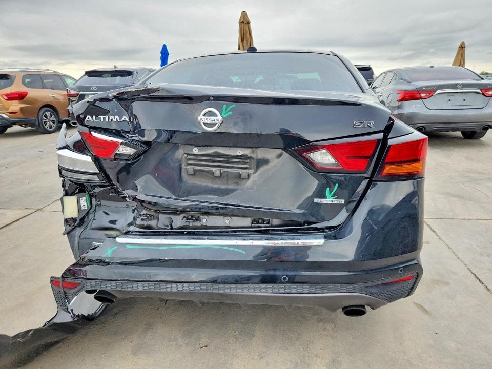 2022 NISSAN ALTIMA SR 6