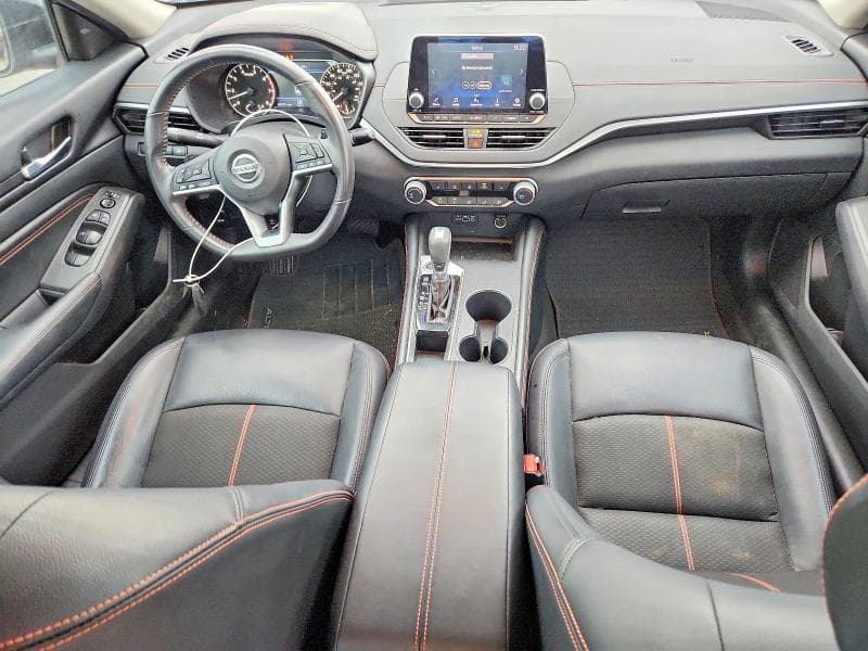 2022 NISSAN ALTIMA SR 8