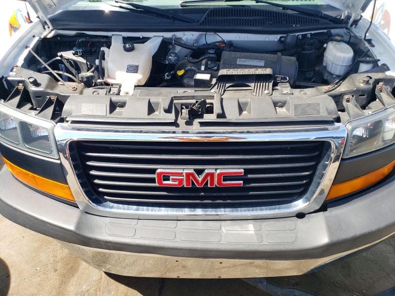 2020 GMC SAVANA G2500 12