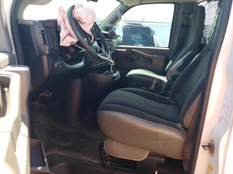 2020 GMC SAVANA G2500 7