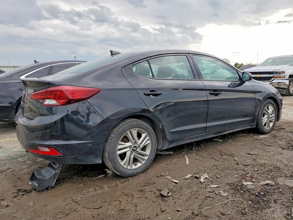 2020 HYUNDAI ELANTRA SEL SEL 3