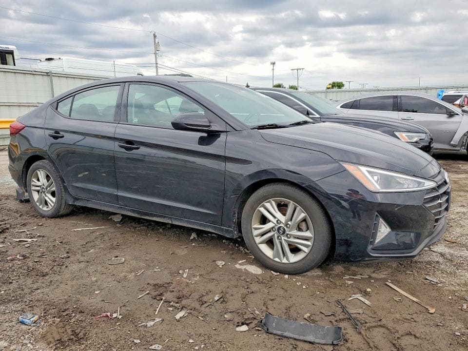 2020 HYUNDAI ELANTRA SEL SEL 4