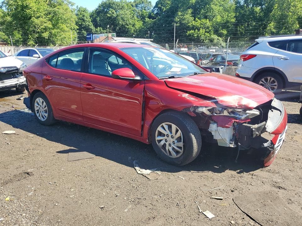 2017 HYUNDAI ELANTRA SE 4