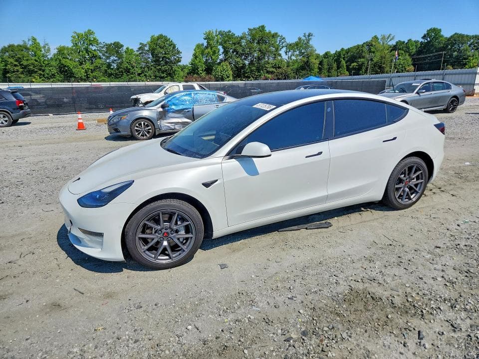 2022 TESLA MODEL 3 1