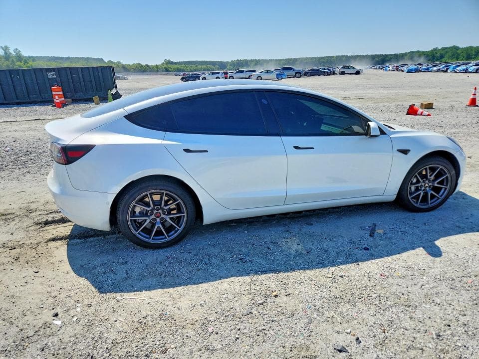2022 TESLA MODEL 3 3