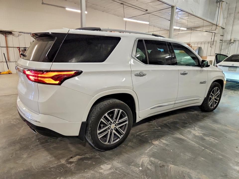 2023 CHEVROLET TRAVERSE HIGH COUNTRY HIGH COUNTRY 3