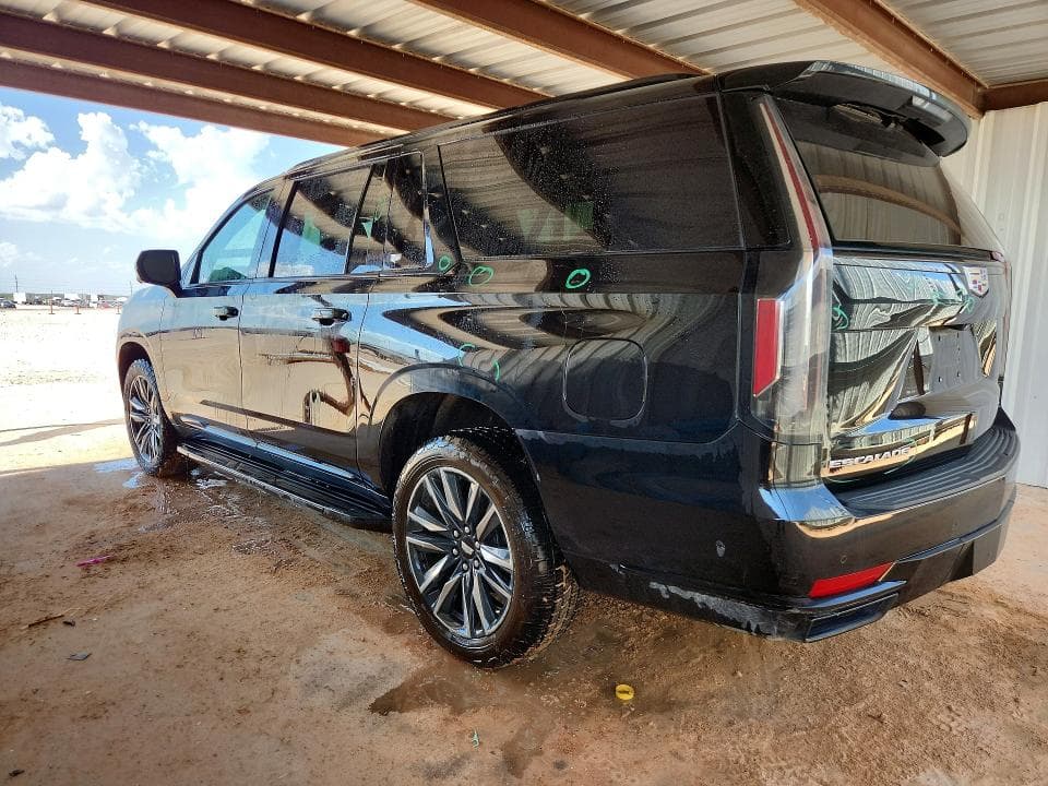 2023 CADILLAC ESCALADE ESV SPORT 2