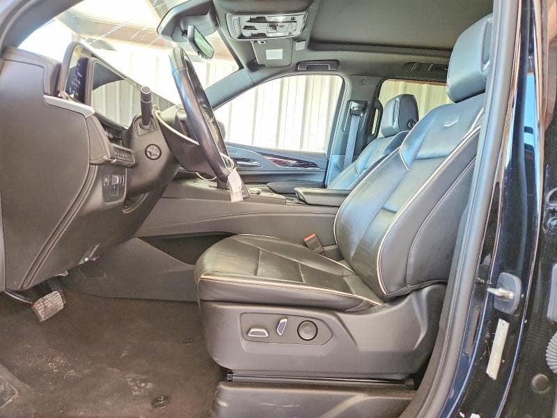 2023 CADILLAC ESCALADE ESV SPORT 7