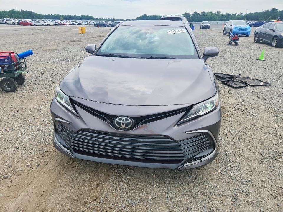 2021 TOYOTA CAMRY LE LE 5