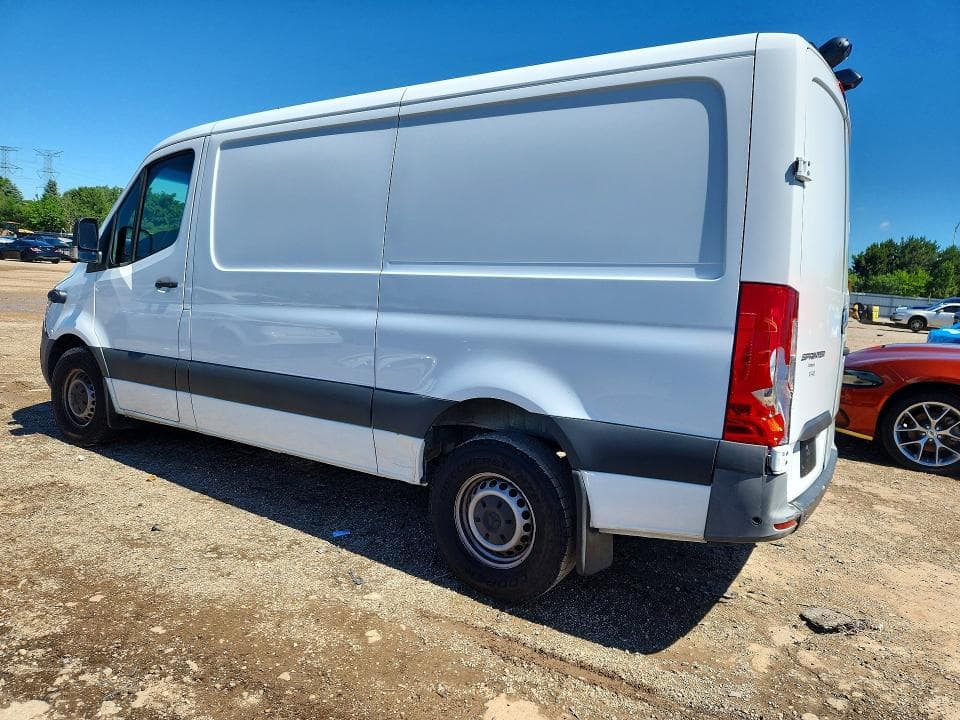 2022 MERCEDES-BENZ SPRINTER 1500 2