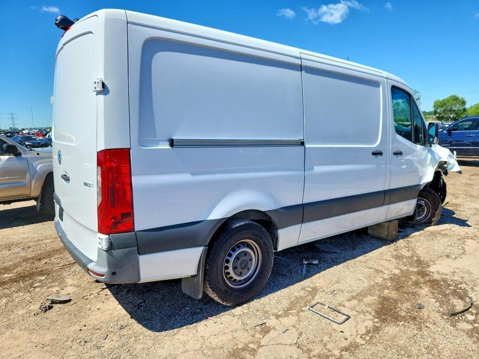 2022 MERCEDES-BENZ SPRINTER 1500 3