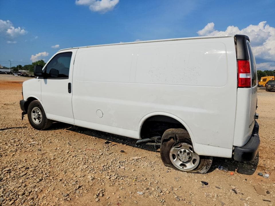 2022 CHEVROLET EXPRESS G2500 2