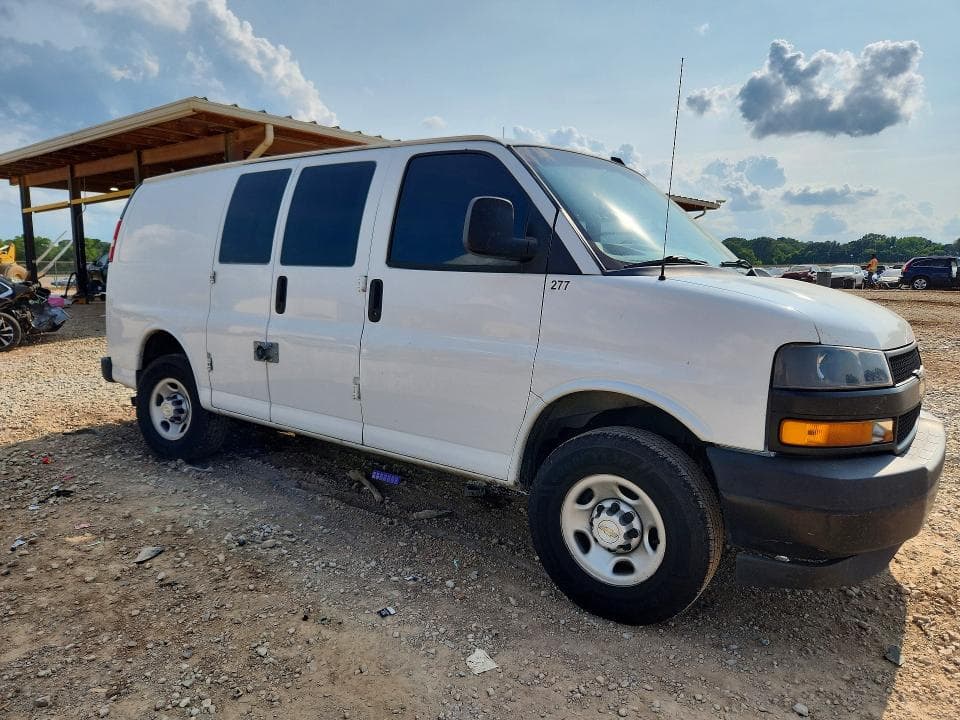 2022 CHEVROLET EXPRESS G2500 4