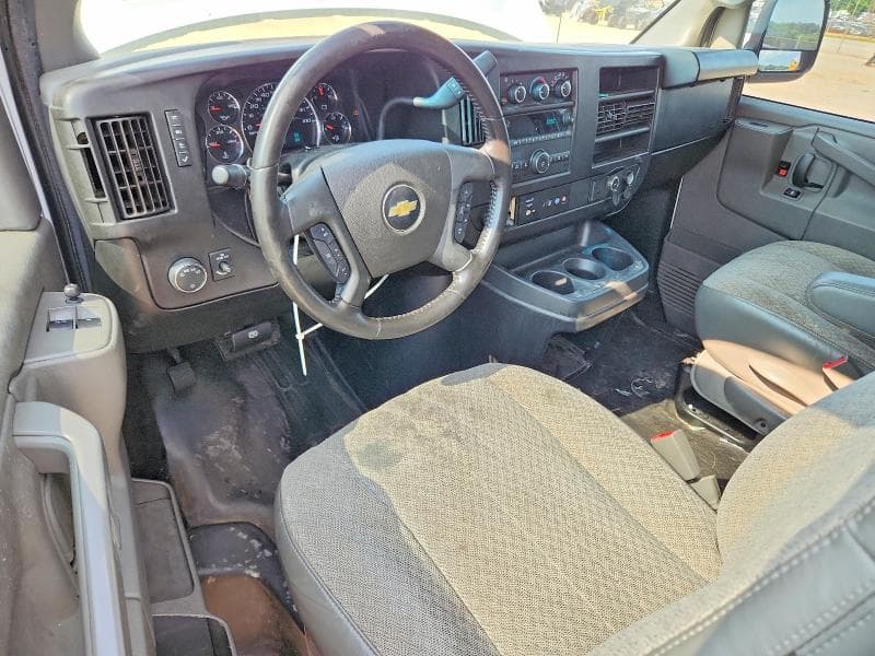 2022 CHEVROLET EXPRESS G2500 8