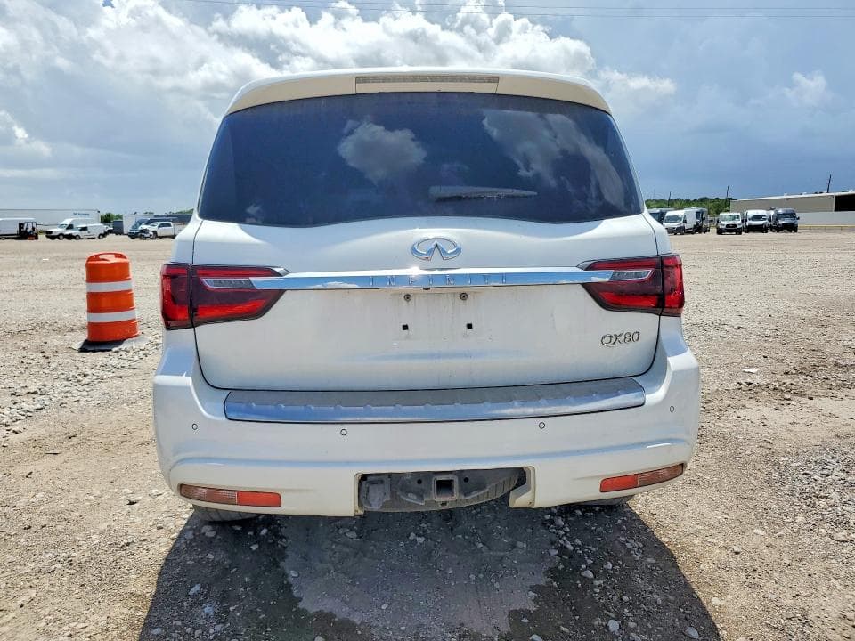 2019 INFINITI QX80 LUXE 6