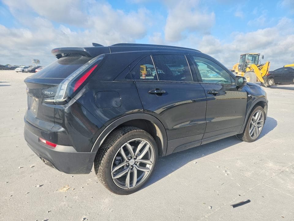 2023 CADILLAC XT4 SPORT 3