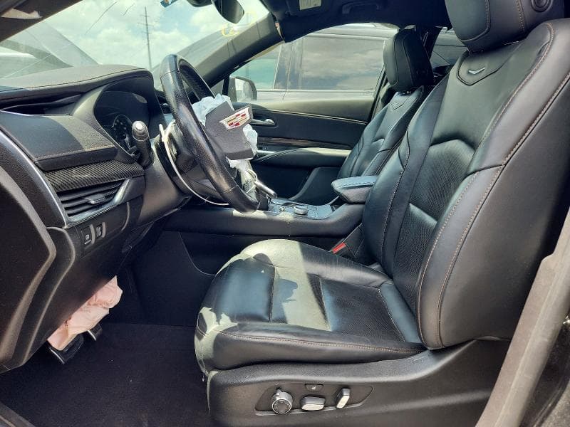 2023 CADILLAC XT4 SPORT 7