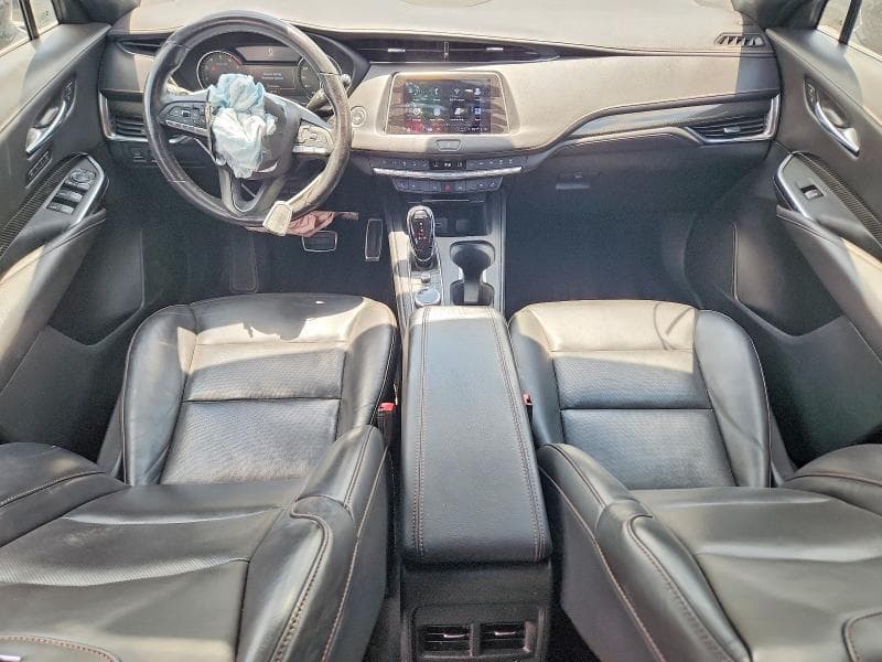 2023 CADILLAC XT4 SPORT 8