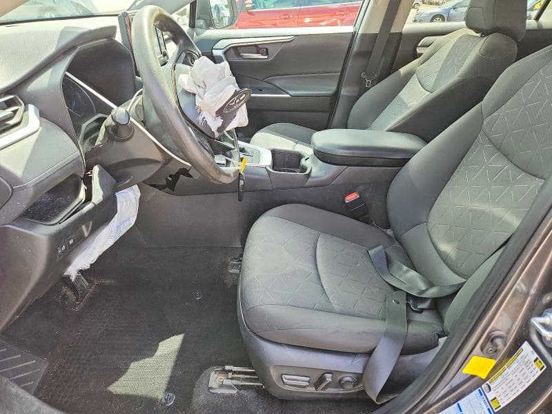 2022 TOYOTA RAV4 XLE 7