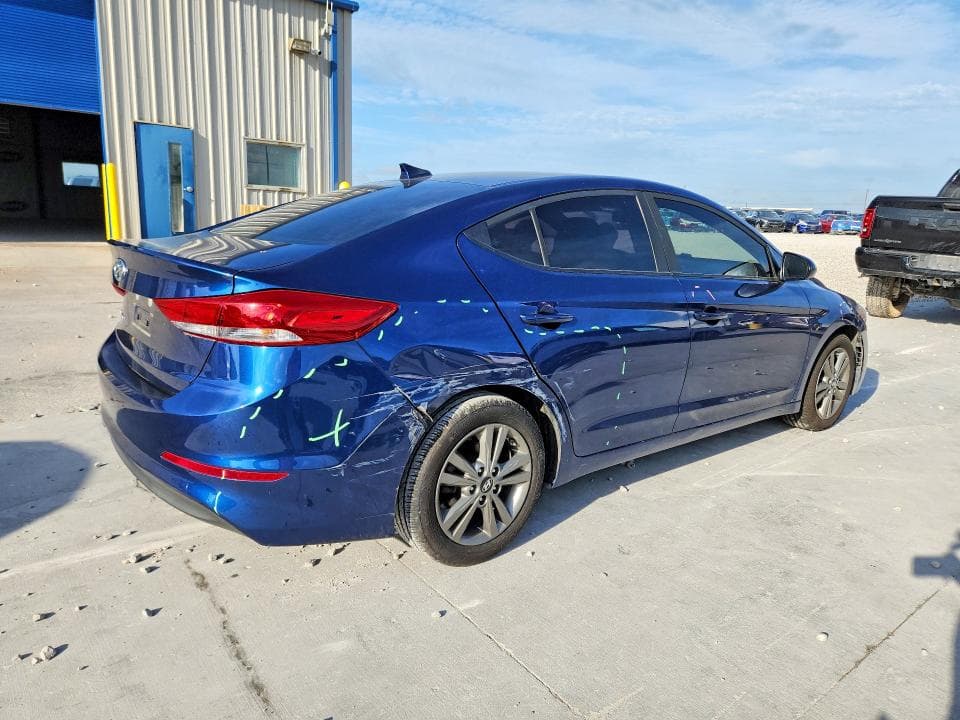 2018 HYUNDAI ELANTRA SEL 3