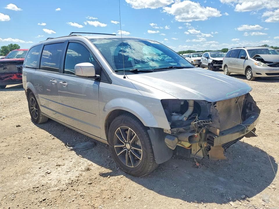 2017 DODGE GRAND CARAVAN GT 4
