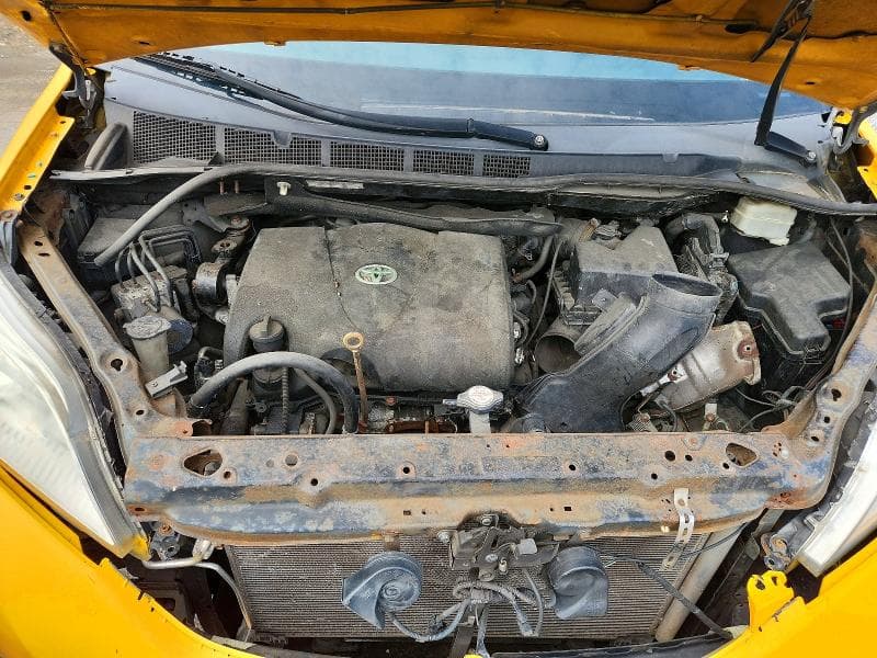 2017 TOYOTA SIENNA 12
