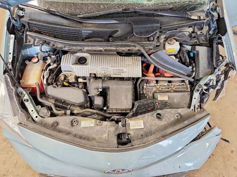 2016 TOYOTA PRIUS V TWO 11
