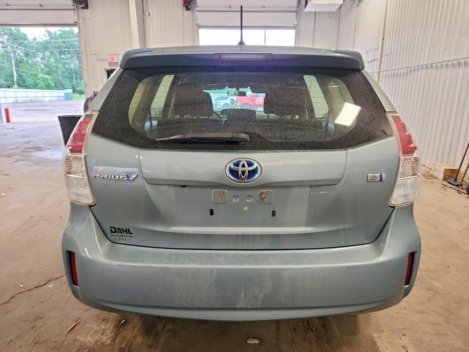 2016 TOYOTA PRIUS V TWO 6