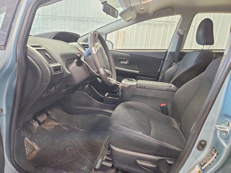 2016 TOYOTA PRIUS V TWO 7
