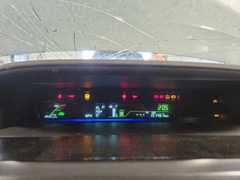 2016 TOYOTA PRIUS V TWO 9