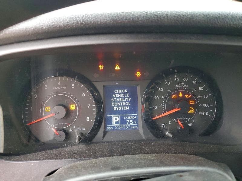 2017 TOYOTA SIENNA L 7-PASSENGER 9