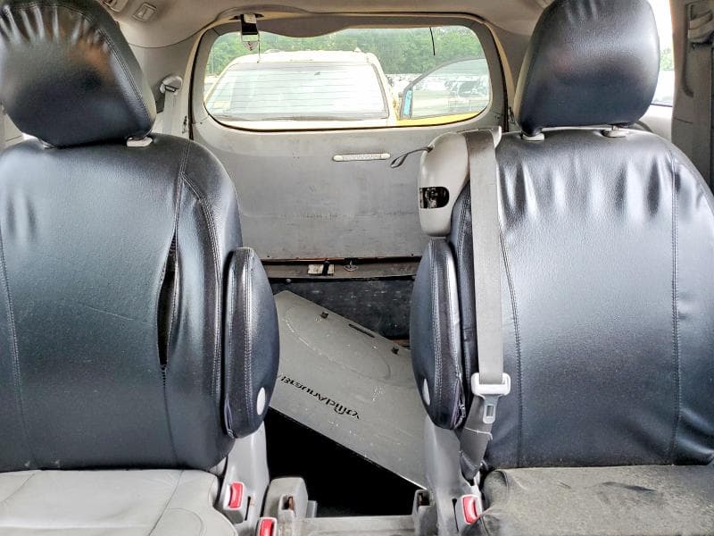 2017 TOYOTA SIENNA L 7-PASSENGER 10
