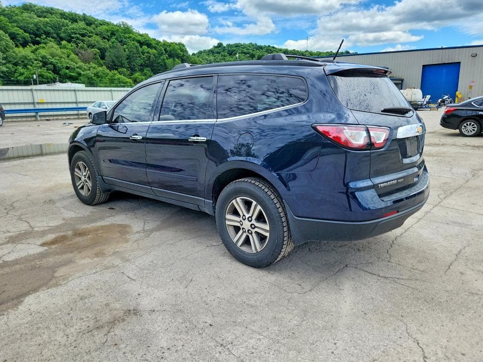2017 CHEVROLET TRAVERSE LT 2