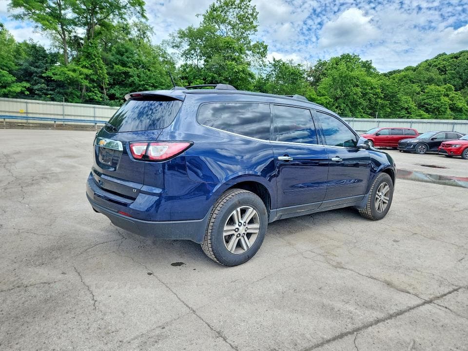 2017 CHEVROLET TRAVERSE LT 3