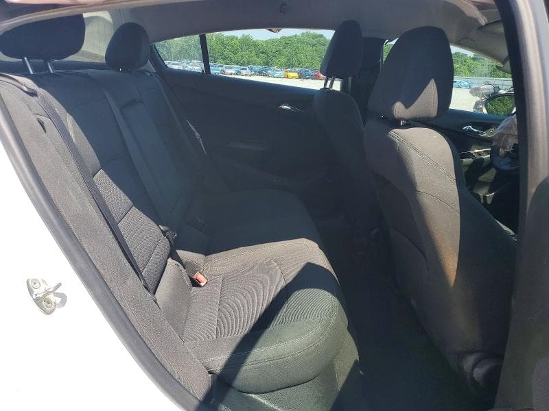 2018 CHEVROLET CRUZE LT LT 10