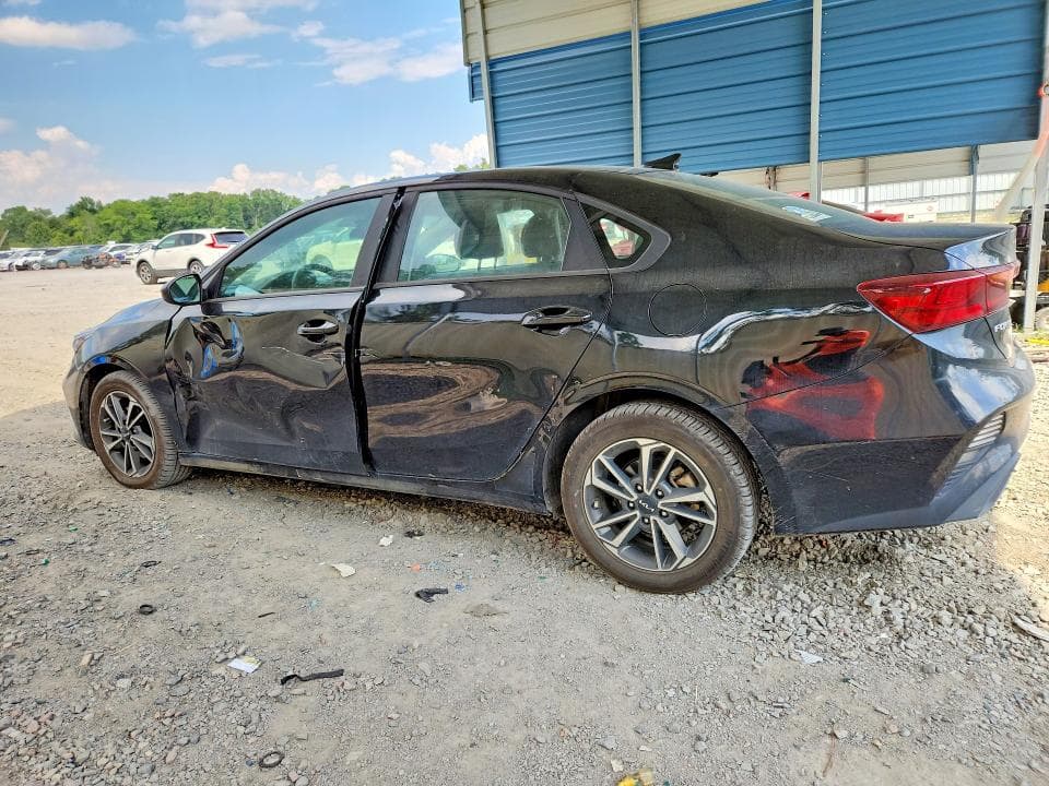 2024 KIA FORTE LXS 2