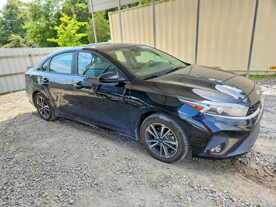 2024 KIA FORTE LXS 4