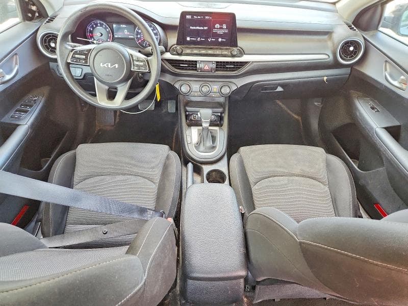 2024 KIA FORTE LXS 8