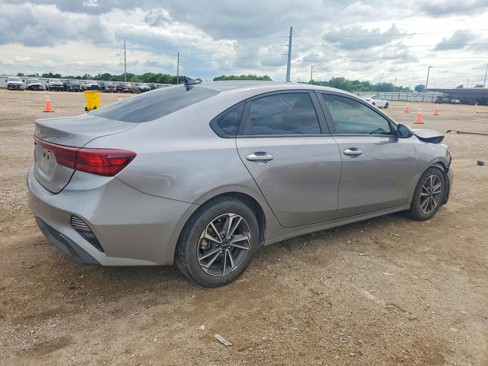 2024 KIA FORTE LXS 3