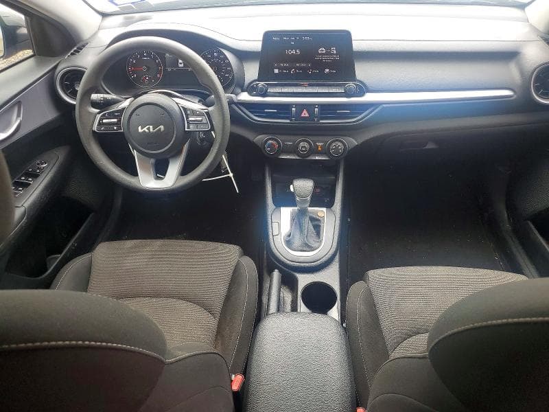 2024 KIA FORTE LXS 8