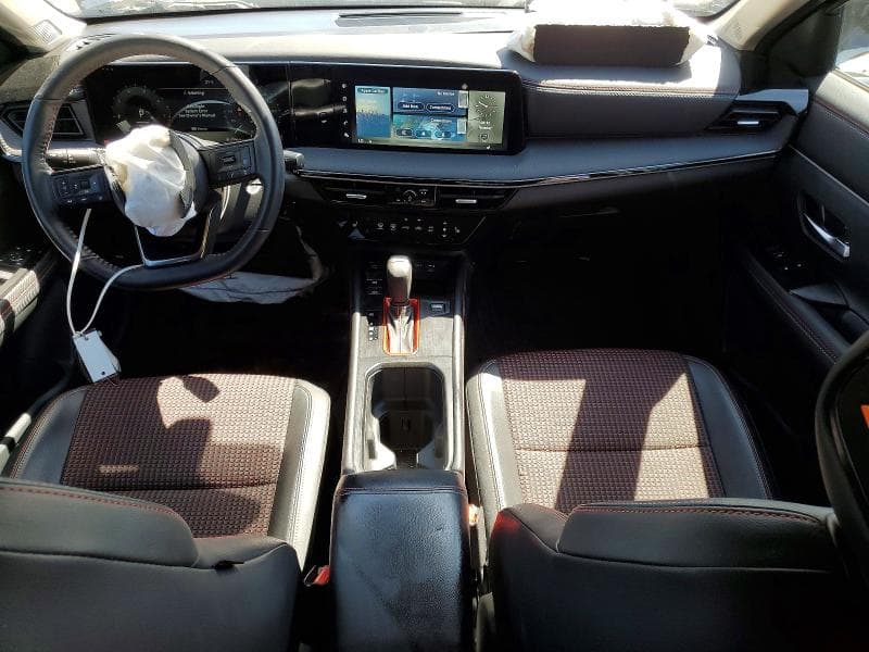 2025 NISSAN KICKS SR 8