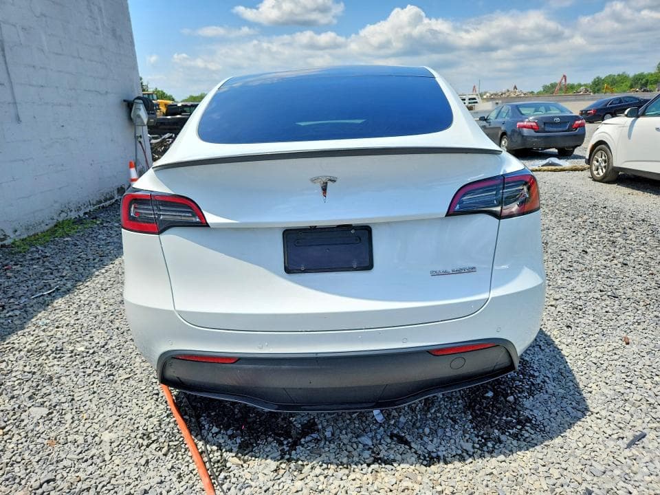 2022 TESLA MODEL Y 6